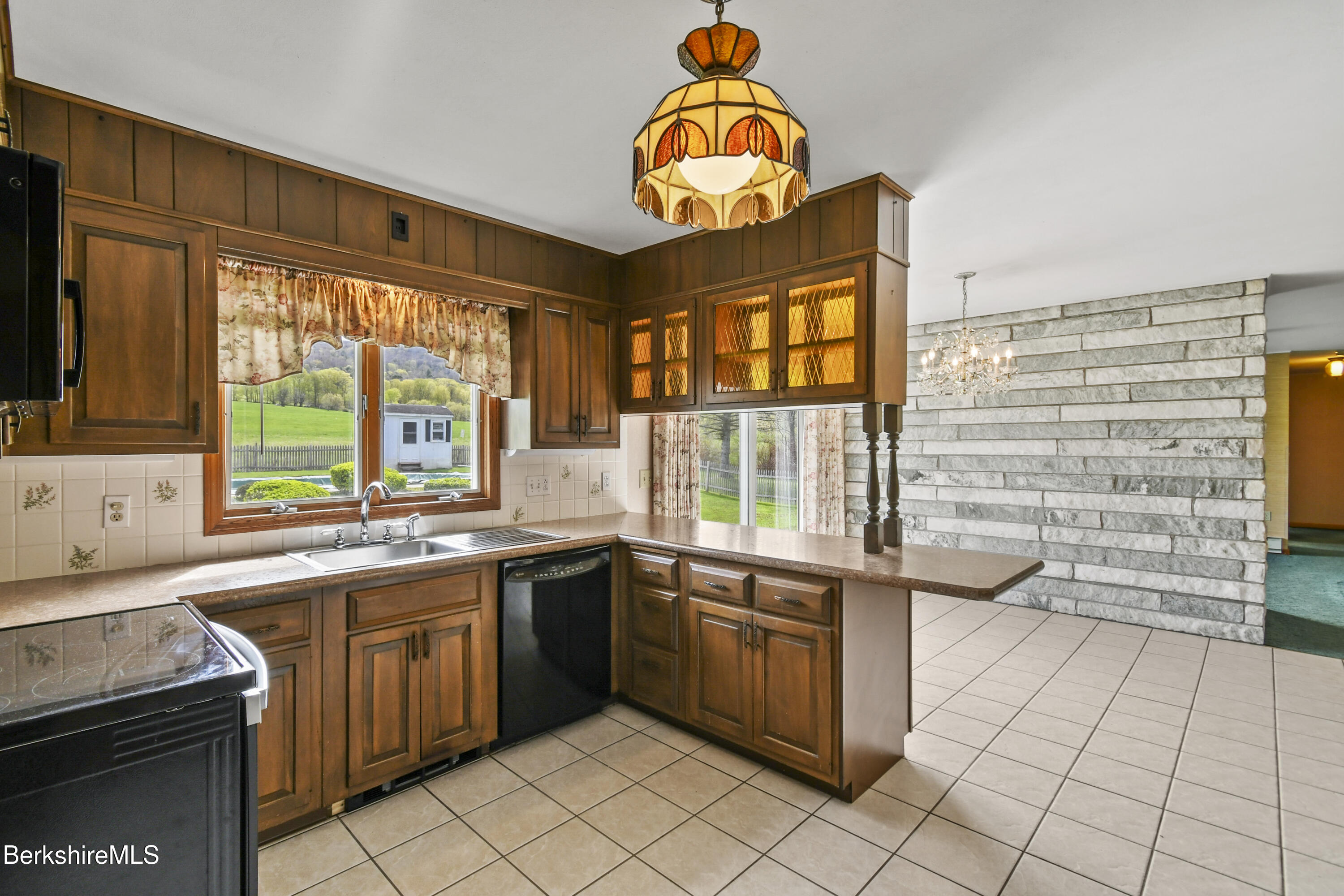 75 East Rd, Adams, Massachusetts image 16