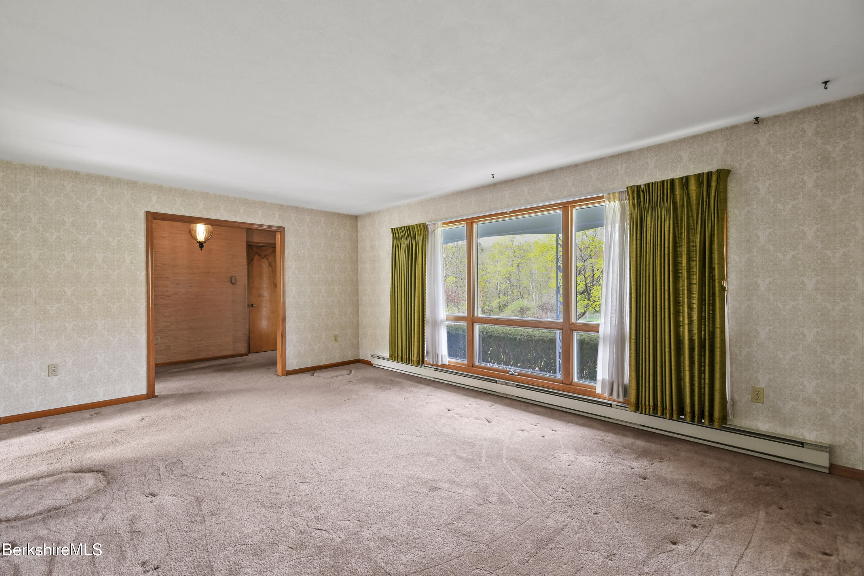75 East Rd, Adams, Massachusetts image 24