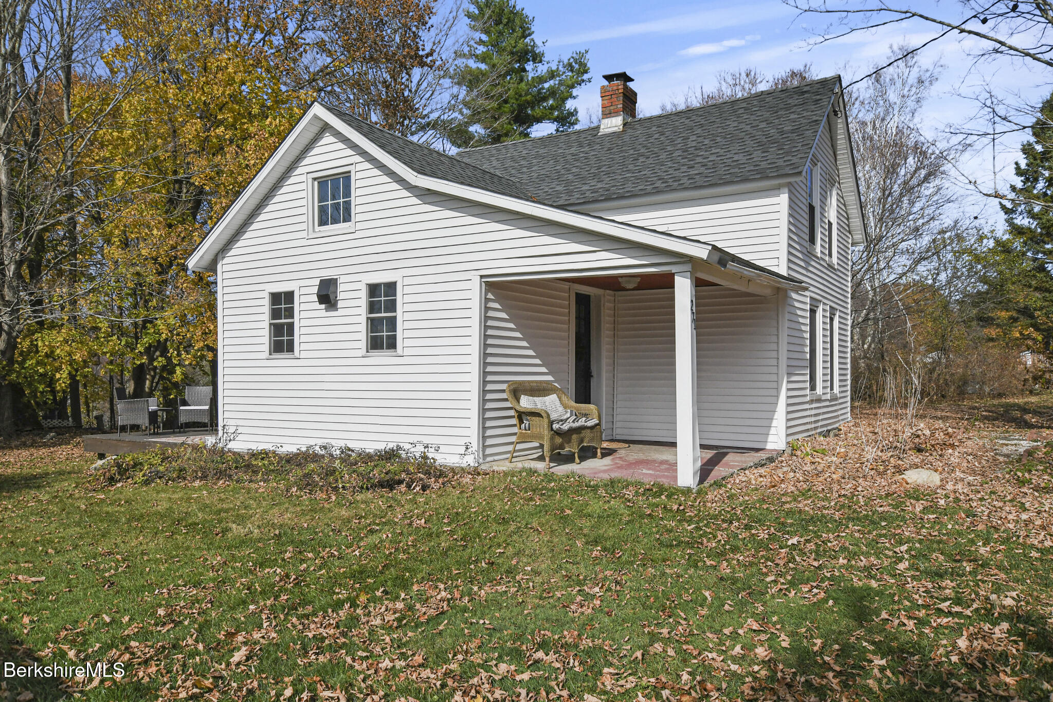 271 Bradley St, Lee, Massachusetts image 30