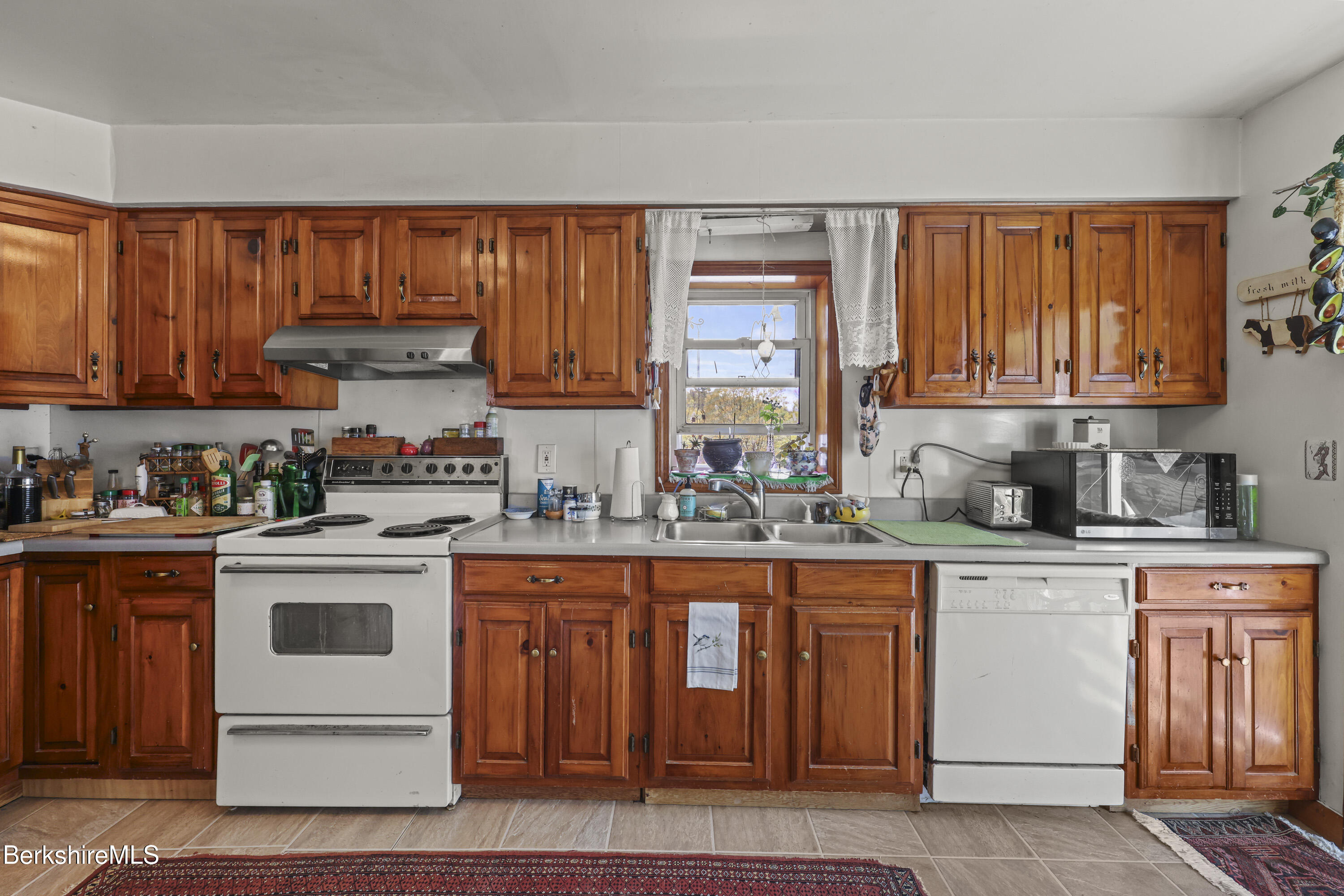 65 Cross Rd, Clarksburg, Massachusetts image 6