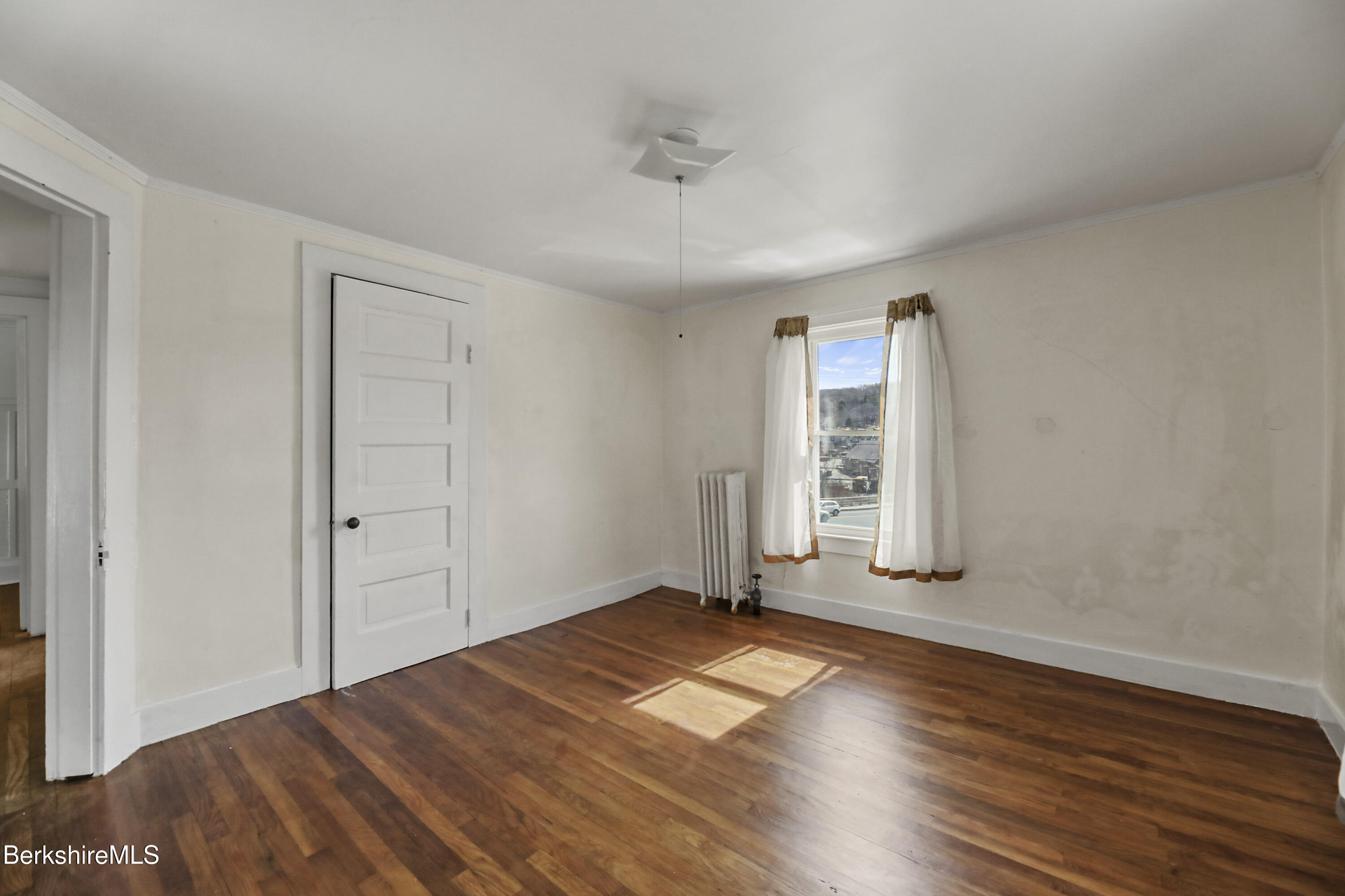 20 Summer St, Lee, Massachusetts image 21