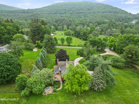 Homes For Sale - 135 East St<br/> Lee, MA 01238