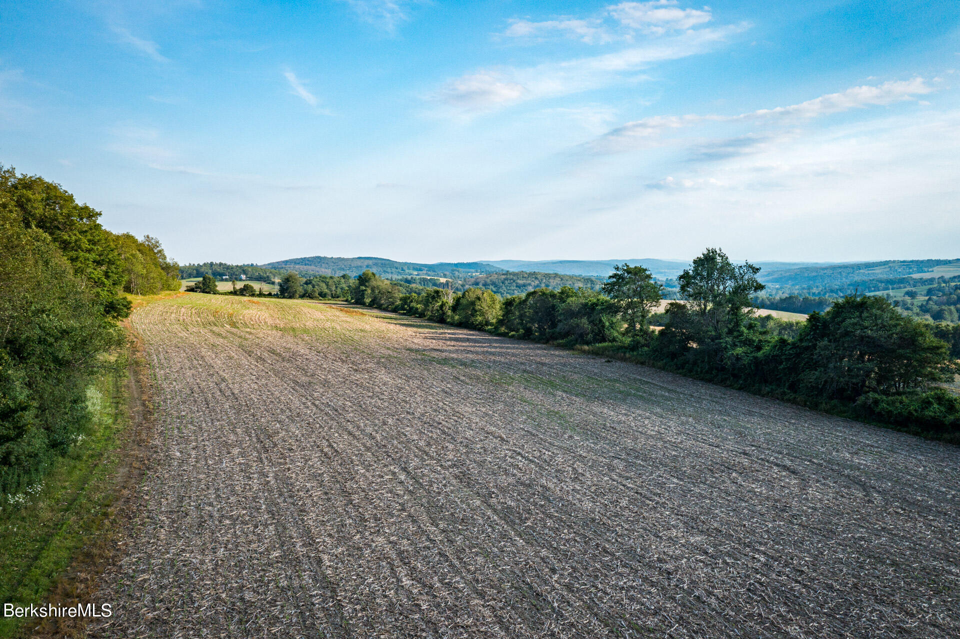 5 Homestead Farm #15 Ln, Millerton, New York image 2