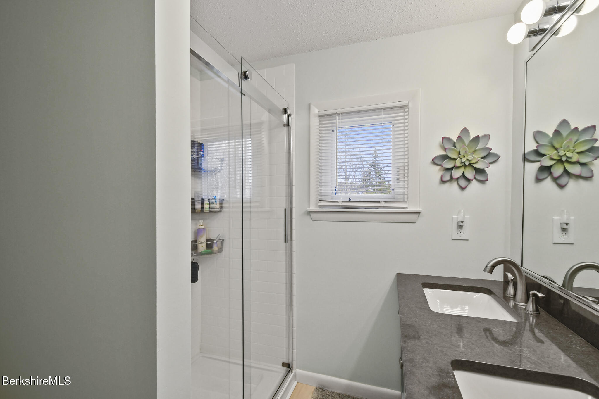 321 Ashmere Dr, Hinsdale, Massachusetts image 31