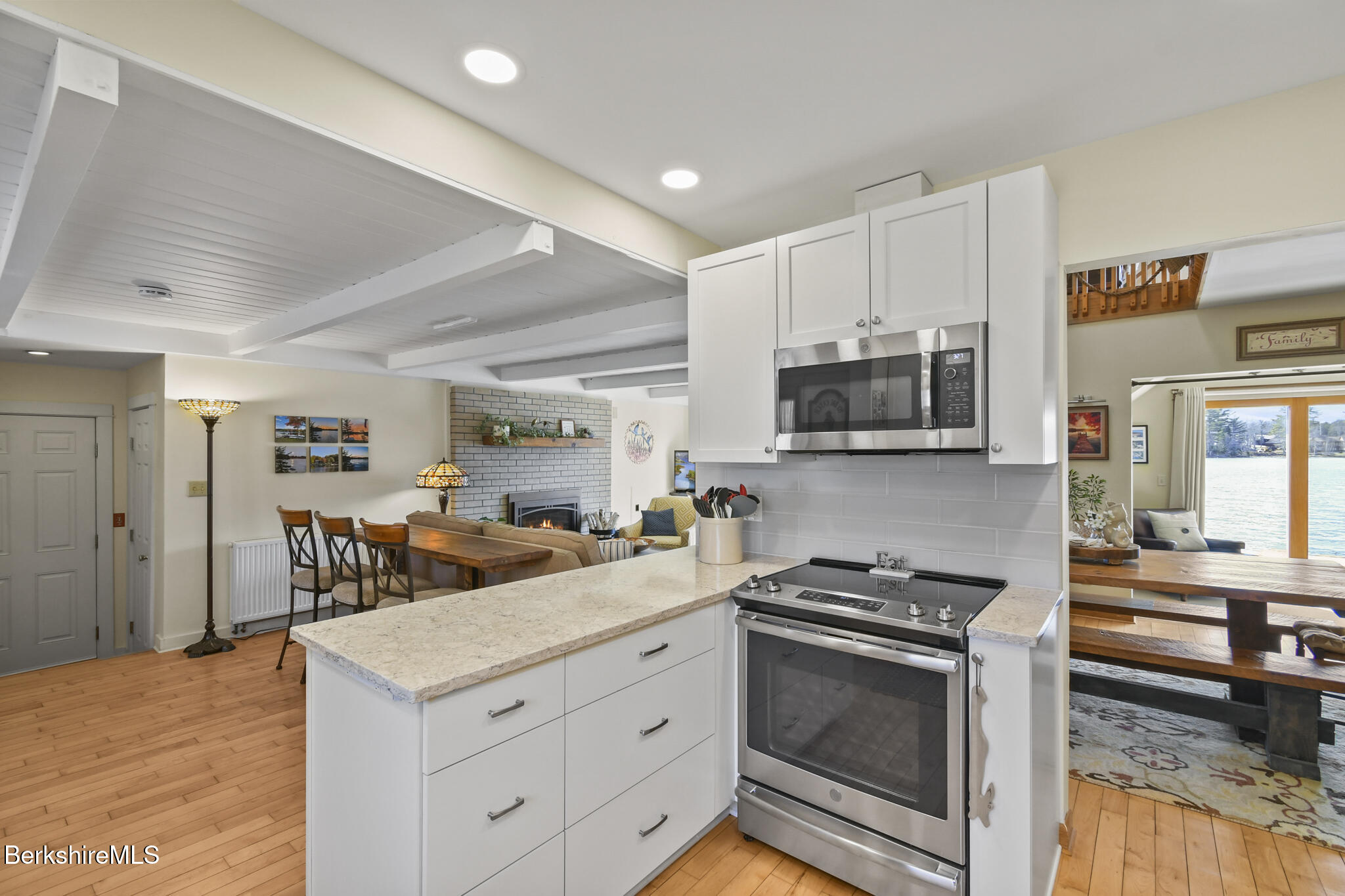 321 Ashmere Dr, Hinsdale, Massachusetts image 20