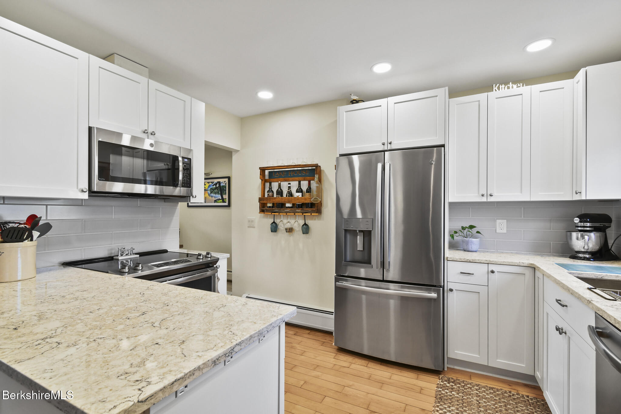 321 Ashmere Dr, Hinsdale, Massachusetts image 18