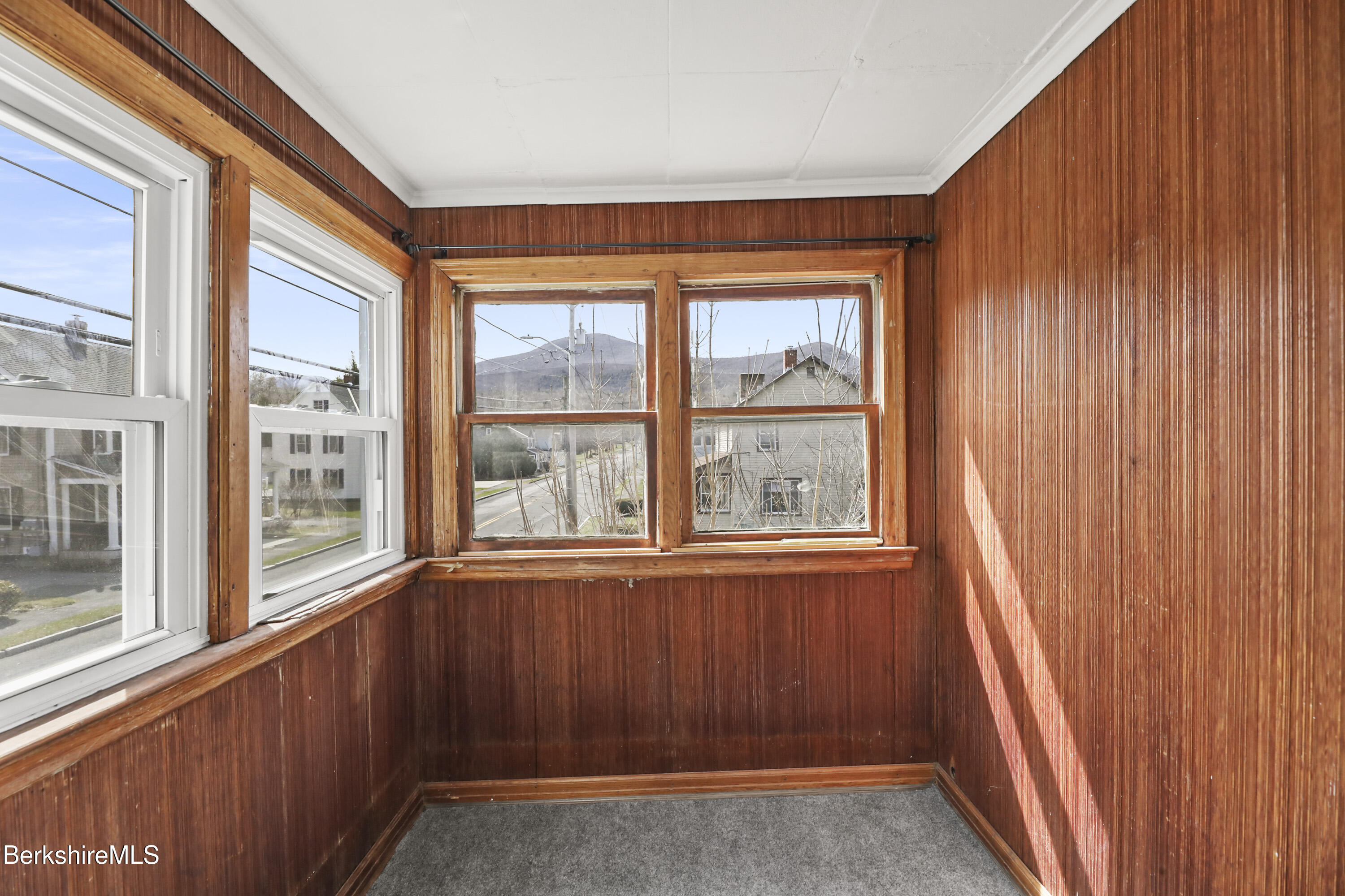 17 Phelps Ave, North Adams, Massachusetts image 41