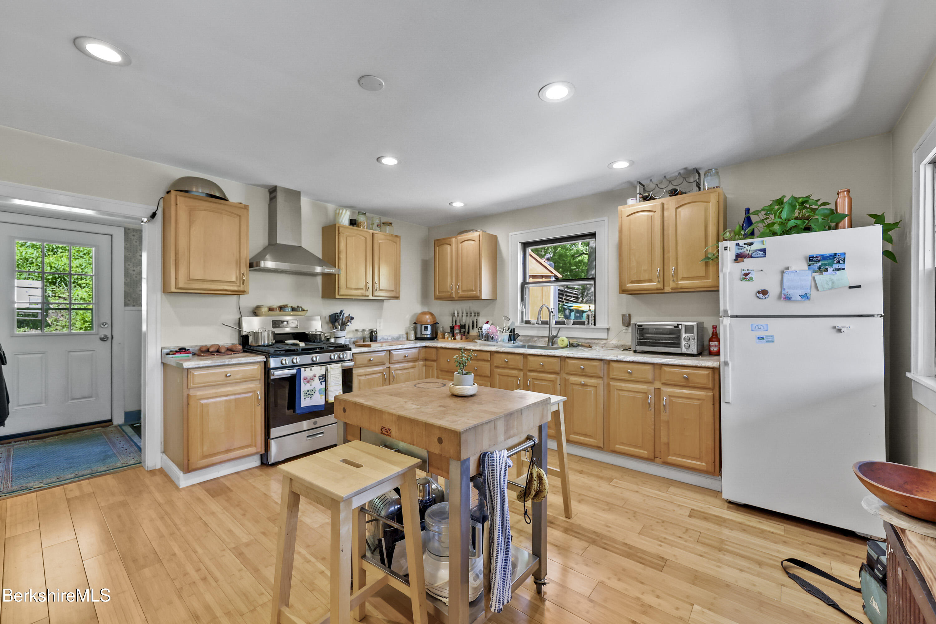 1729 Massachusetts Ave, North Adams, Massachusetts image 7