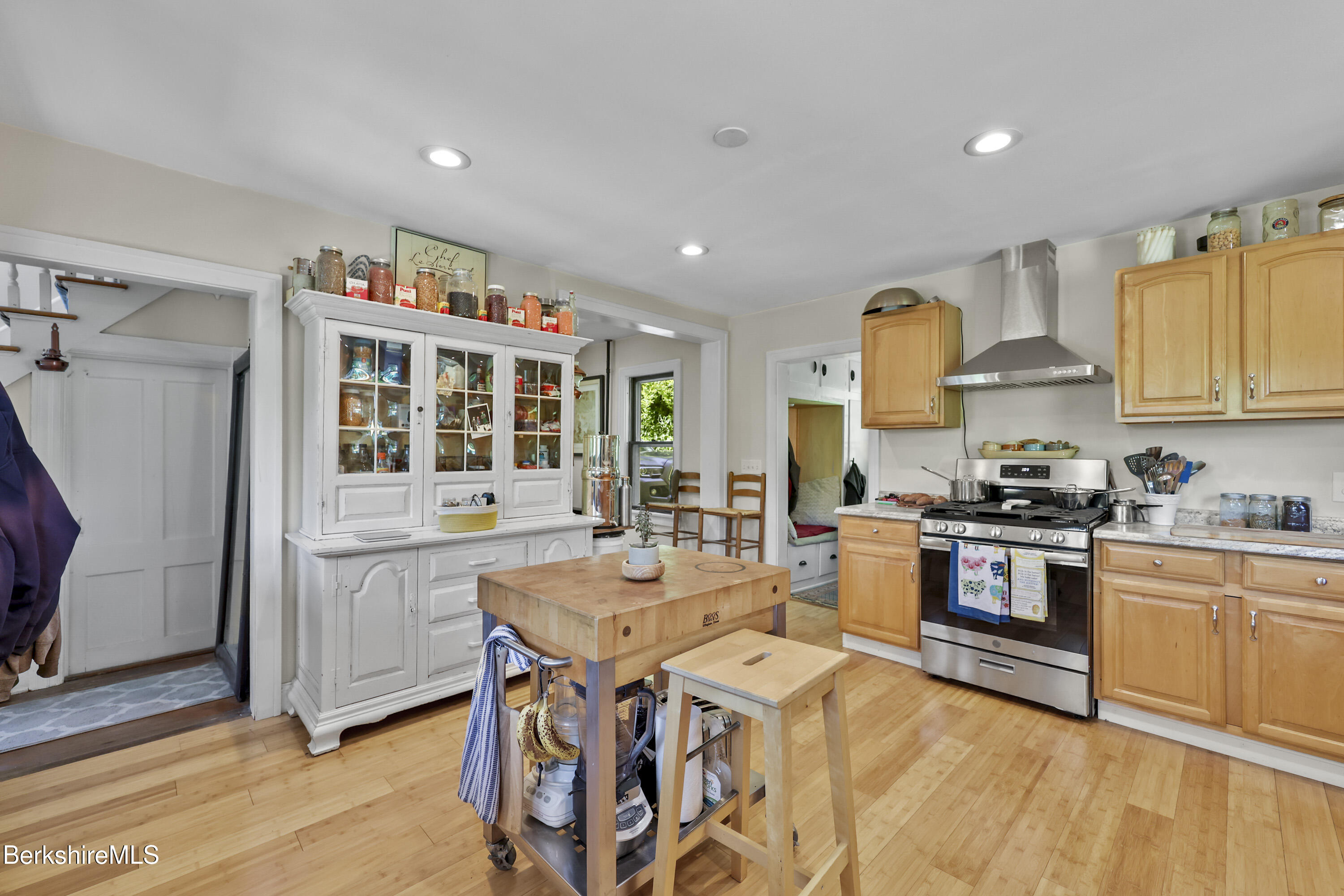 1729 Massachusetts Ave, North Adams, Massachusetts image 9