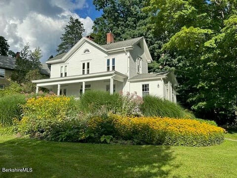 Homes For Sale - 8 Yale Hill Rd<br/> Stockbridge, MA 01262