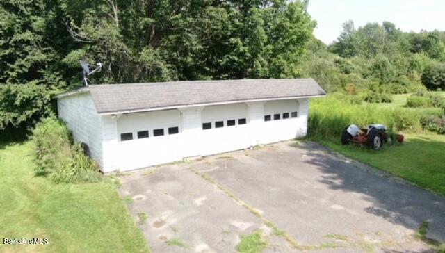 576 North St, Windsor, Massachusetts image 25
