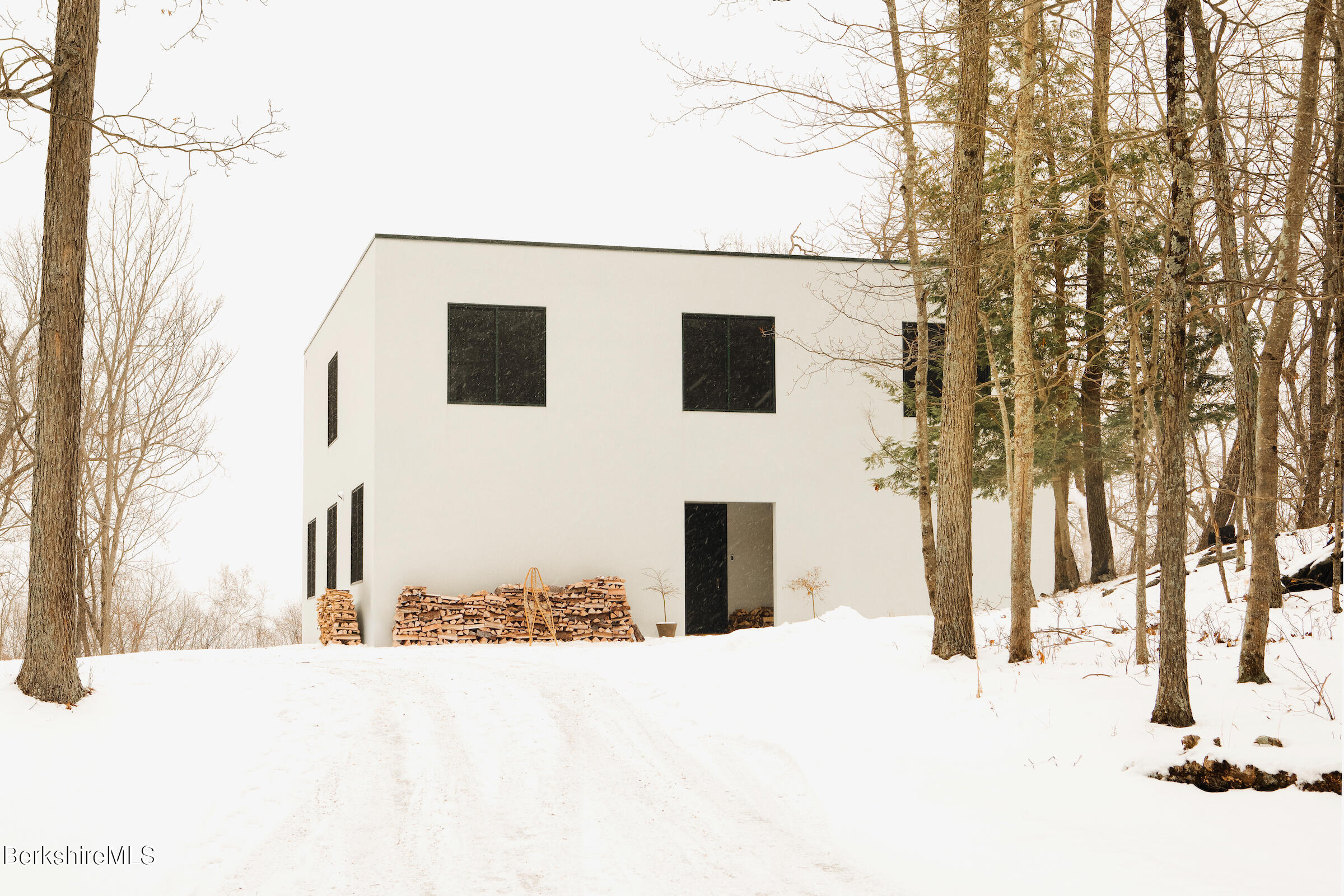 49 Sky Top Rd, Copake, New York image 1