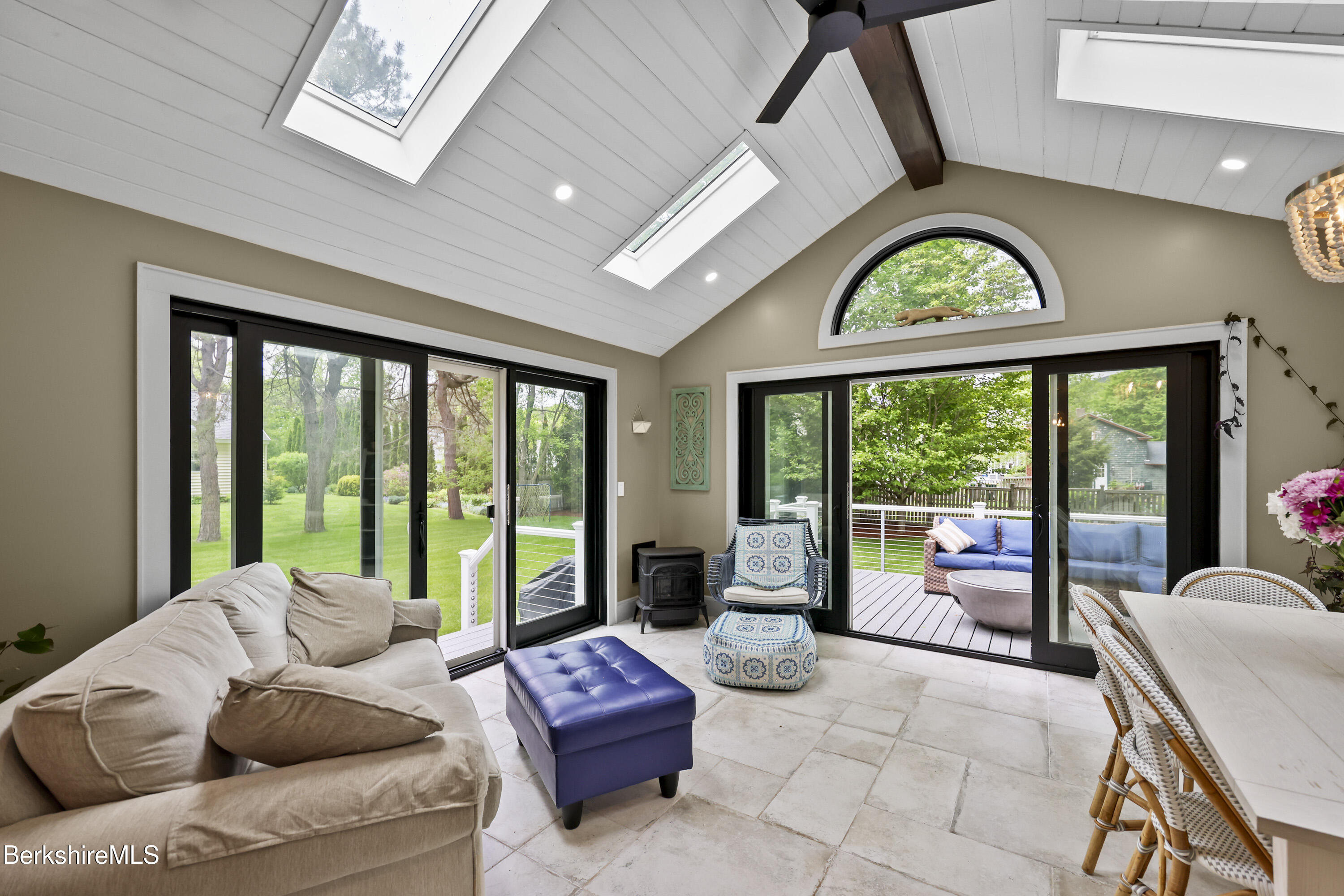 4 Woodlawn Dr, Williamstown, Massachusetts image 15