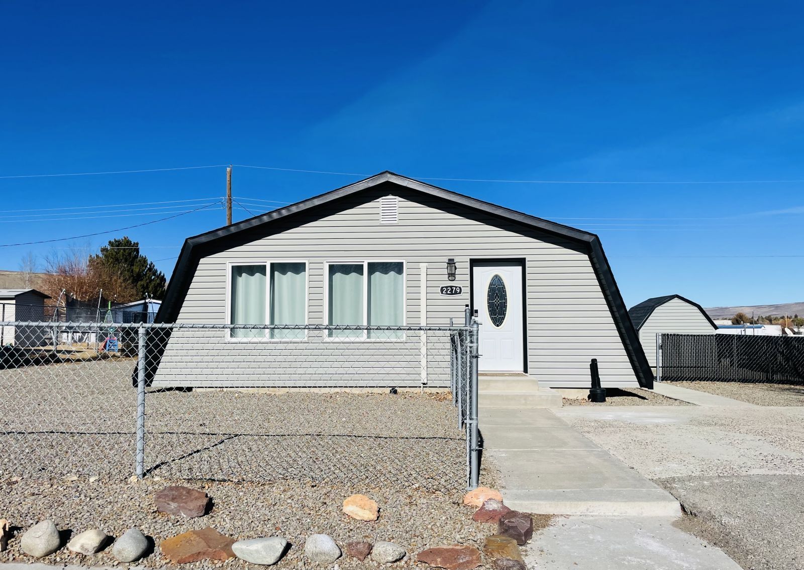 Listing image 2