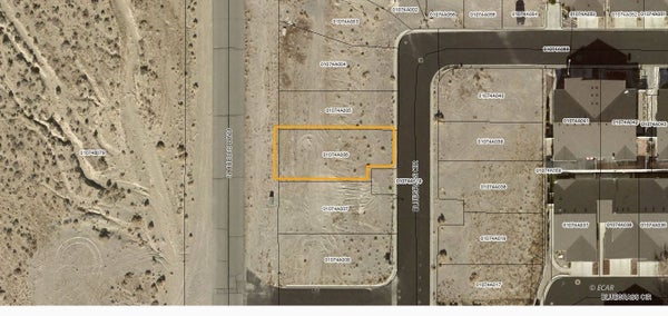 875 BLUEGRASS CIR, WEST WENDOVER, NV 89883 - Image e3f76daebf0a9ed0dac6b3f4b3e22f85/432978746