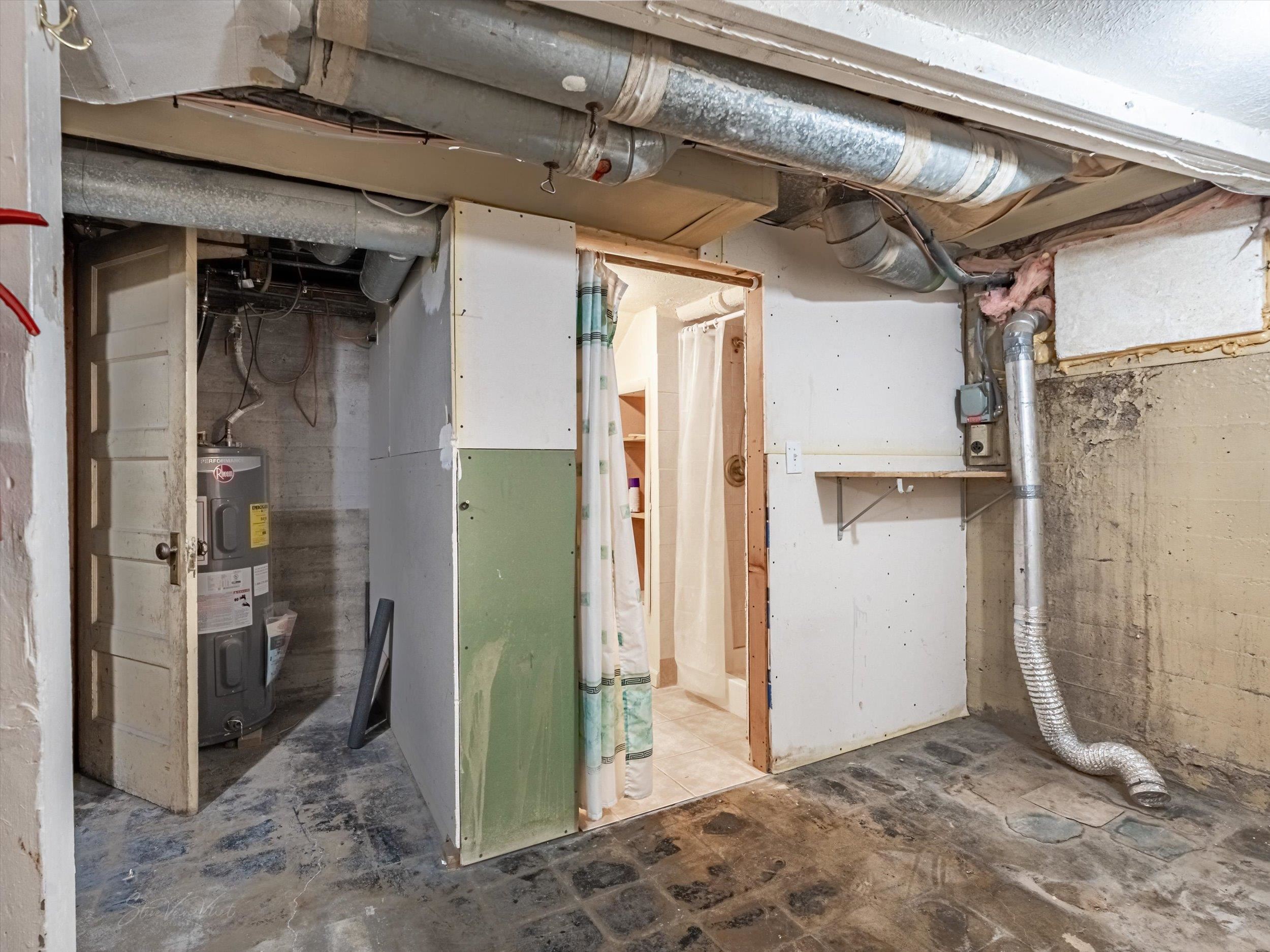 228 S 9th Avenue, Pocatello, Idaho image 32