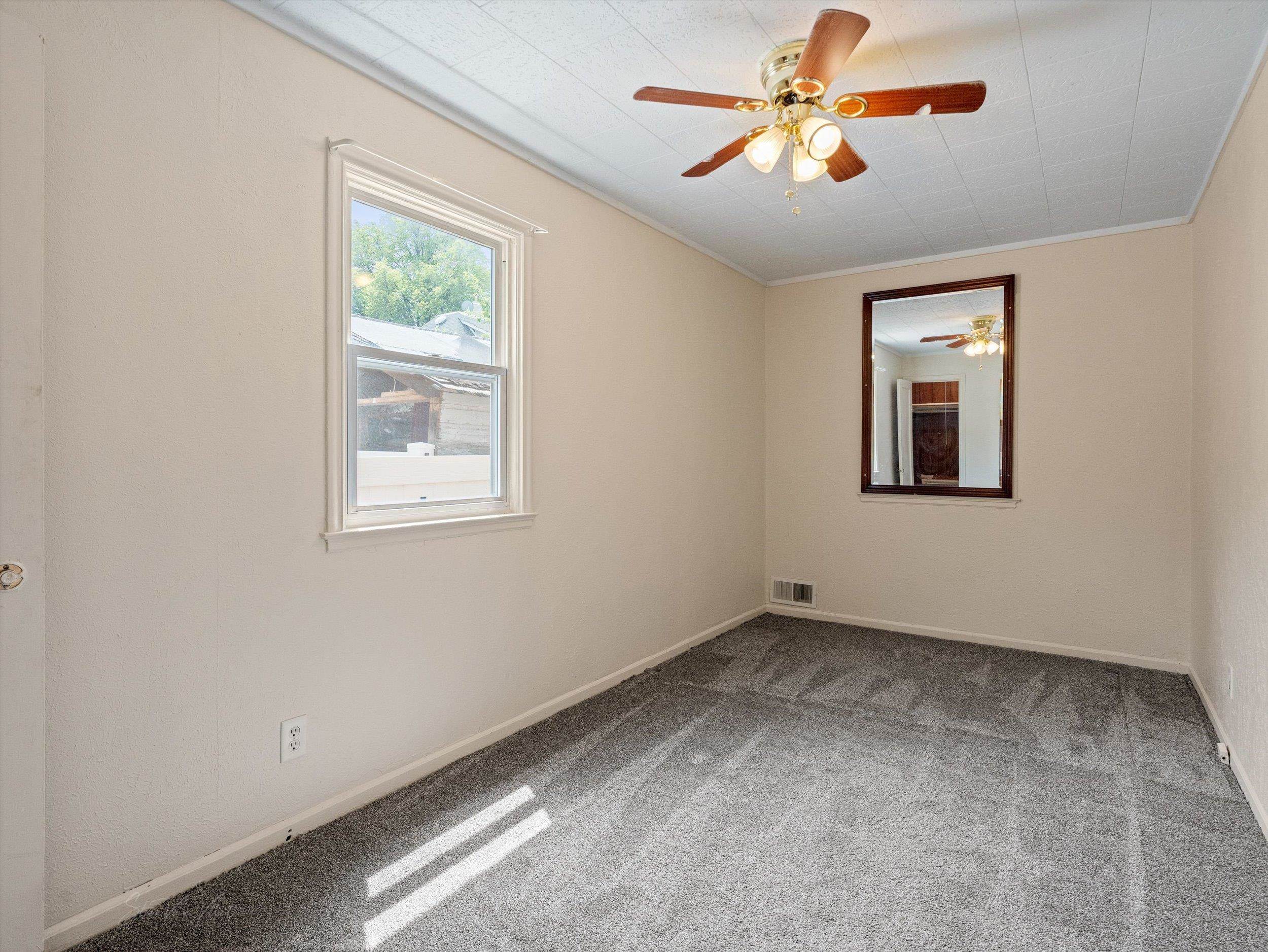 228 S 9th Avenue, Pocatello, Idaho image 24