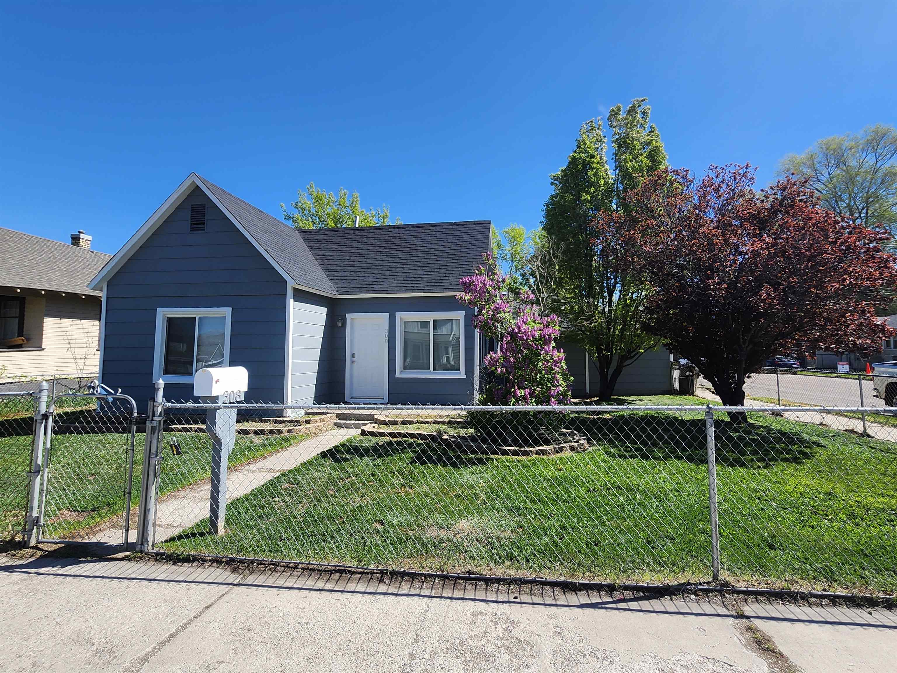308 N 9th Ave, Pocatello, Idaho image 3