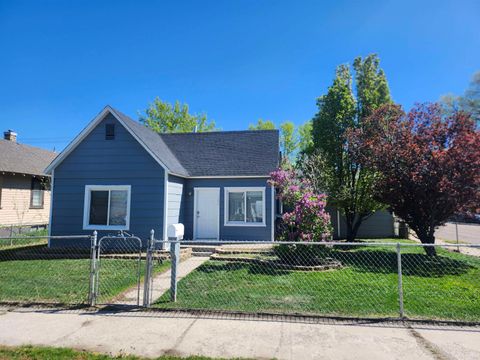 Photo of 308 N 9th Ave, Pocatello, ID 83201 (MLS # 581185)