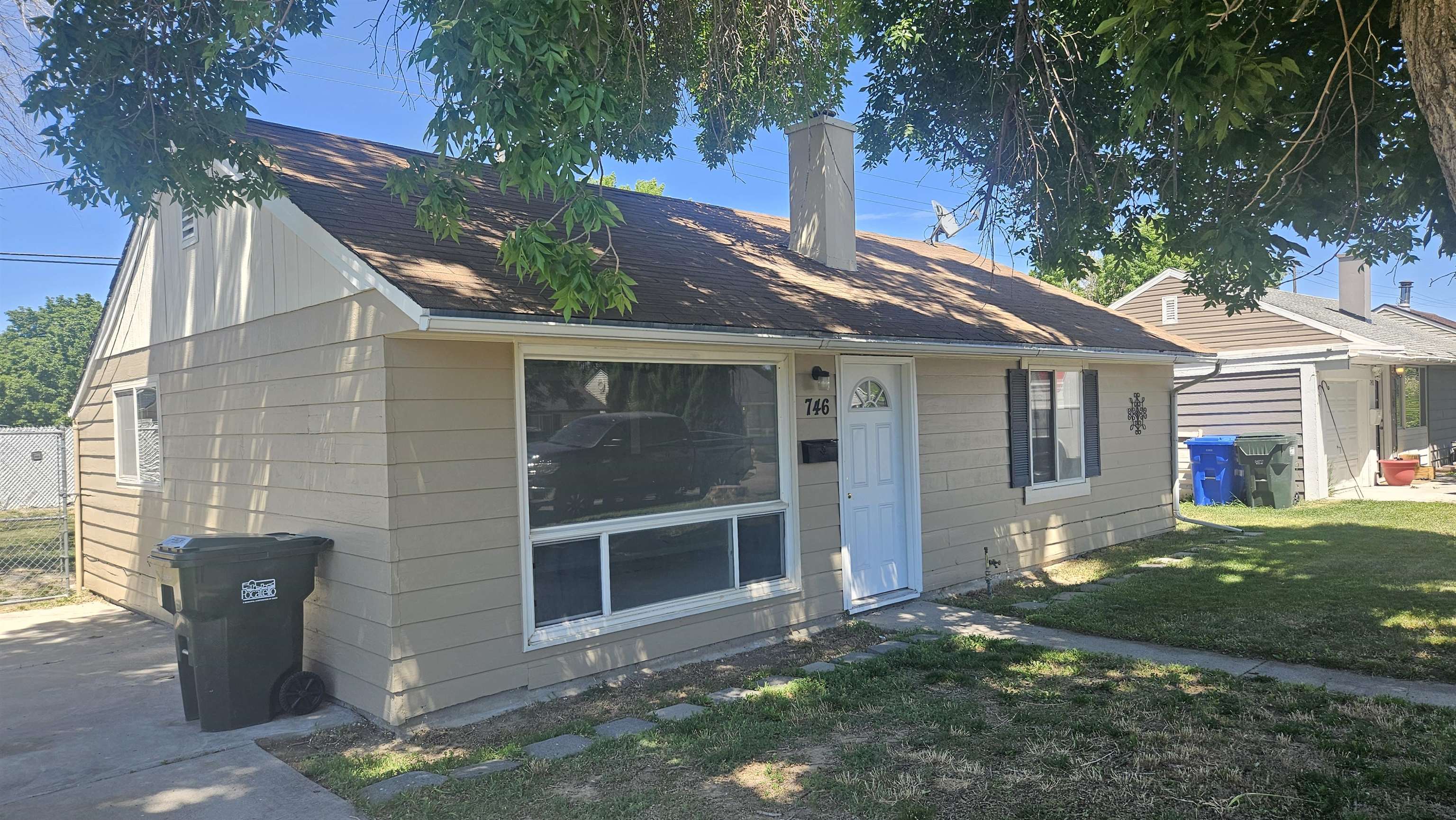 746 Myrtle St, Pocatello, Idaho image 1