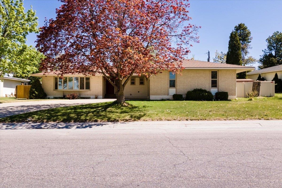 520 Fairway Dr, Pocatello, Idaho image 3