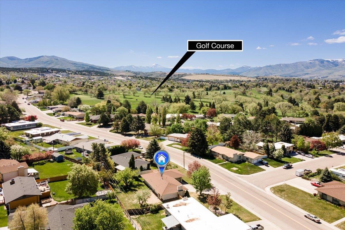520 Fairway Dr, Pocatello, Idaho image 2