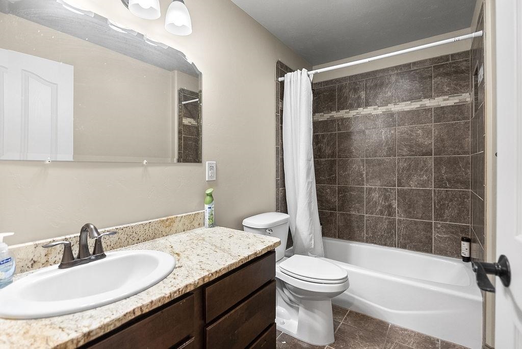 2641 Hillview Dr, Pocatello, Idaho image 36