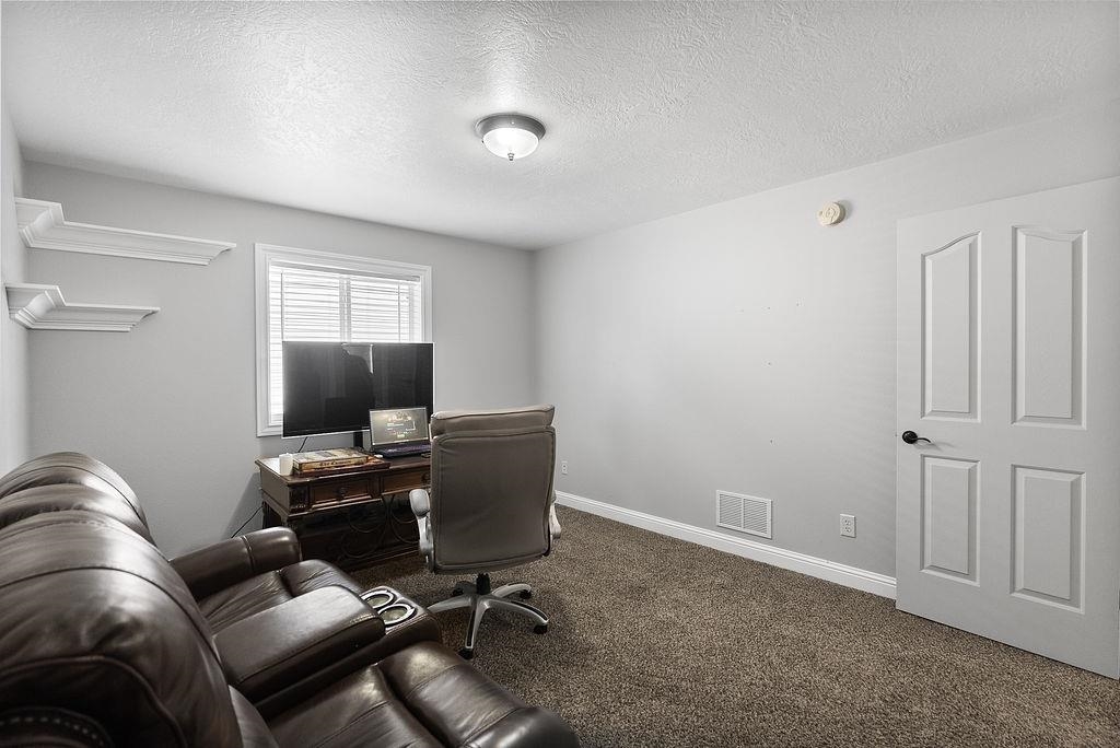 2641 Hillview Dr, Pocatello, Idaho image 29