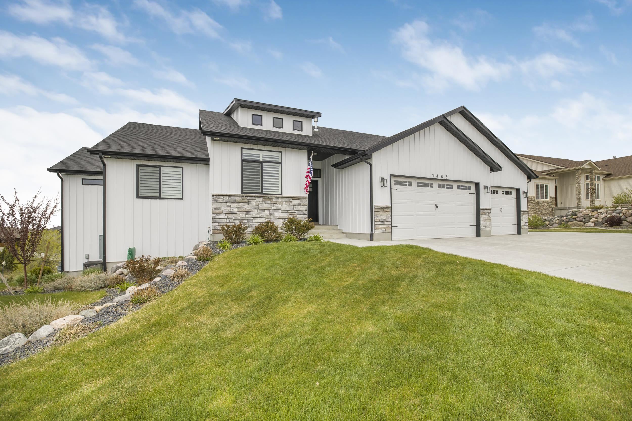 1433 Shadow Pines Way, Pocatello, Idaho image 2