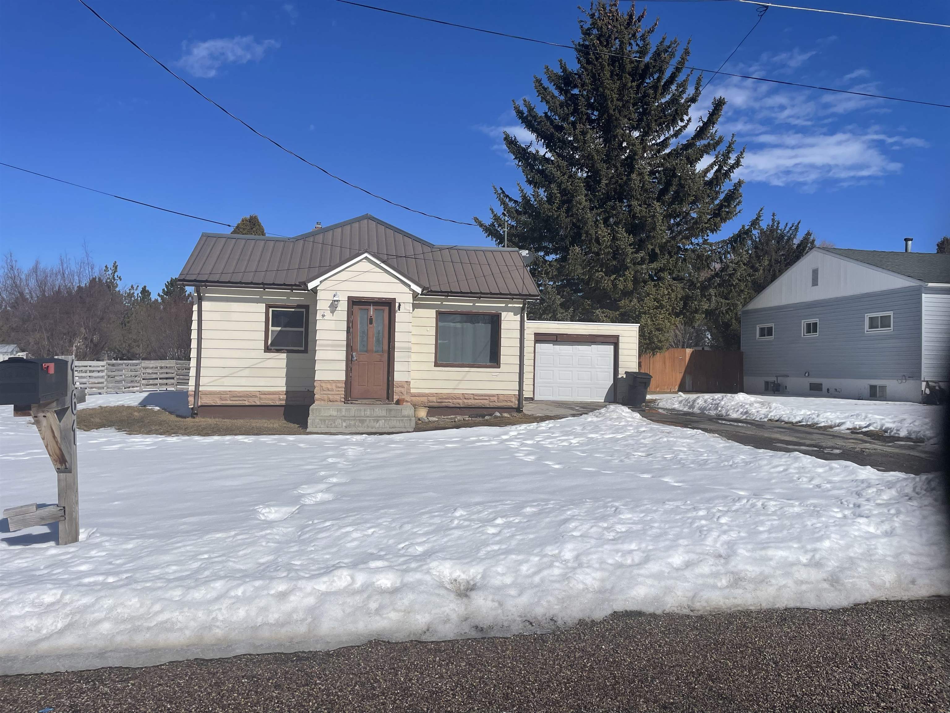 161 E 4th South, Soda Springs, Idaho image 1
