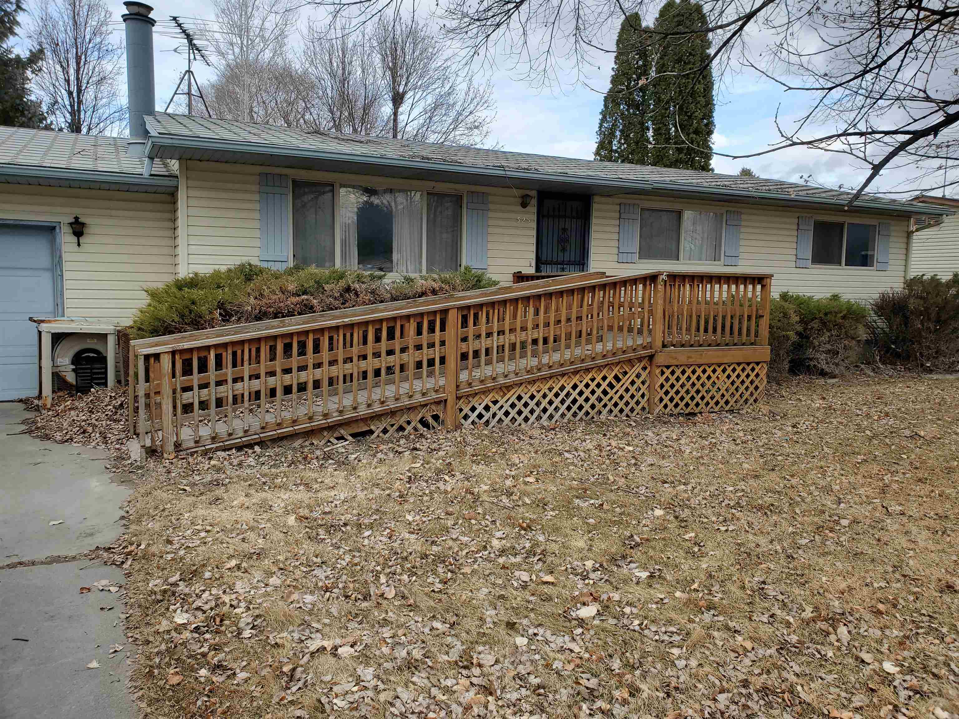 325 Washington St, American Falls, Idaho image 1