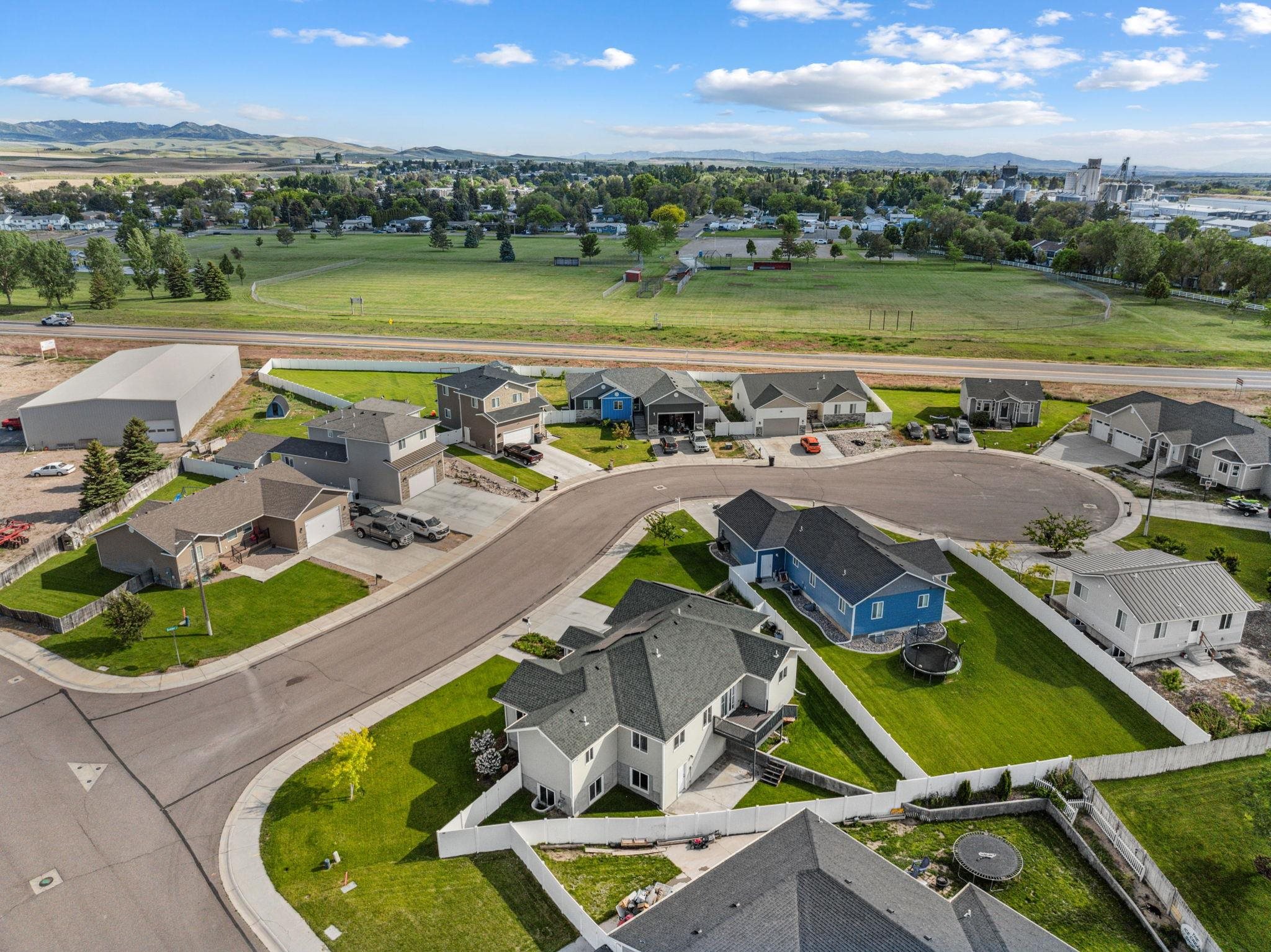 112 Summer Court, American Falls, Idaho image 36