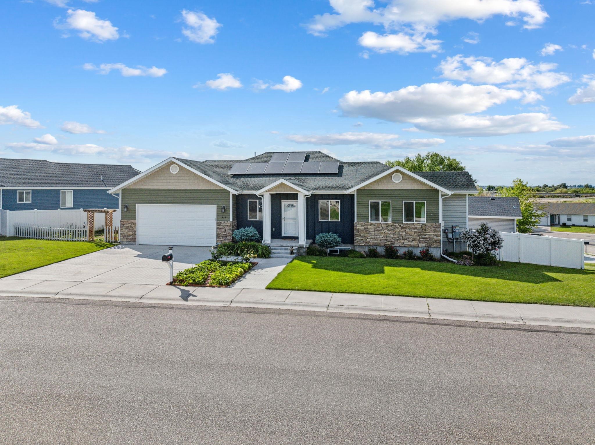 112 Summer Court, American Falls, Idaho image 1