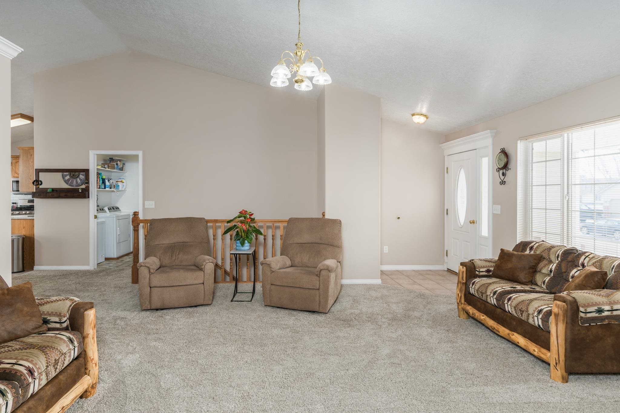 1048 Petersburg Ave, Chubbuck, Idaho image 5