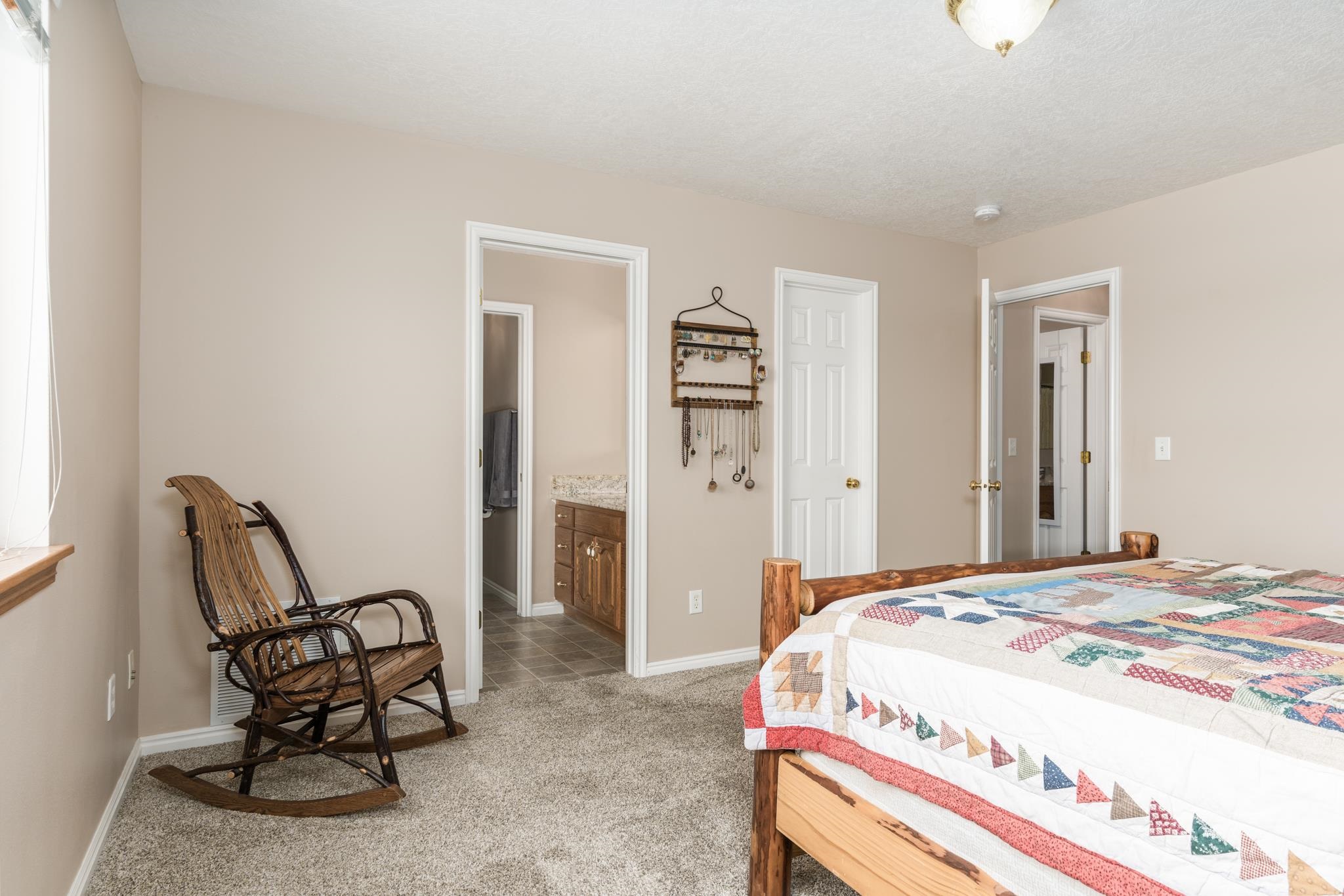 1048 Petersburg Ave, Chubbuck, Idaho image 23