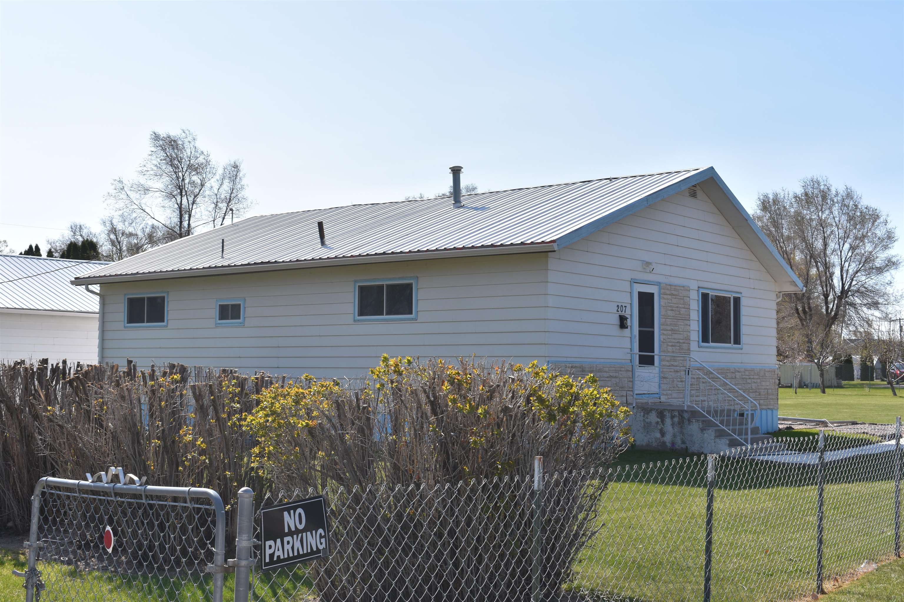 207 S 3rd E, Aberdeen, Idaho image 1