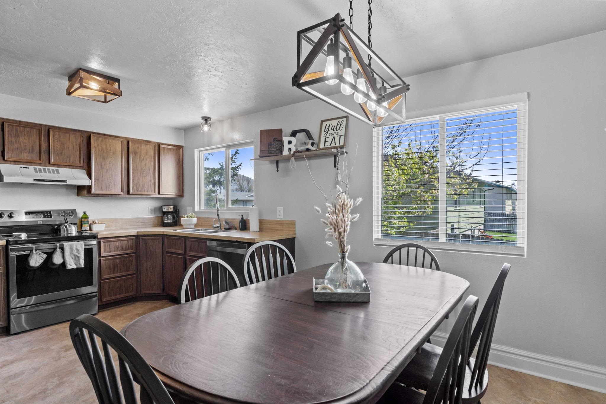 3806 Henderson Lane, Pocatello, Idaho image 8