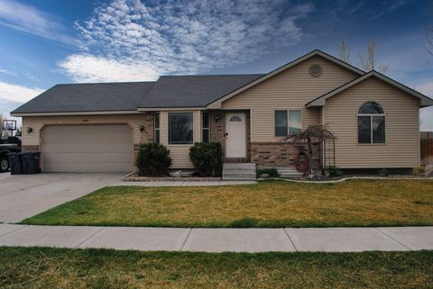 Photo of 3600 Hyrum, Idaho Falls, ID 83401 (MLS # 582103)