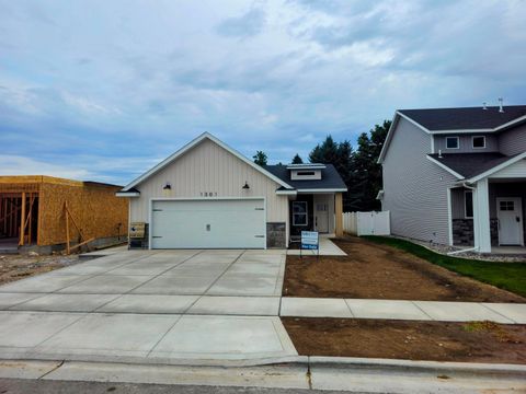 Photo of 1301 Troy Lane, Pocatello, ID 83201 (MLS # 579716)