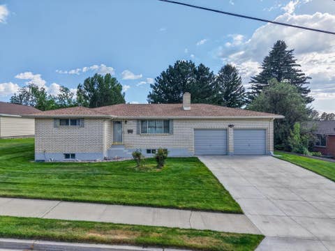 Homes For Sale - 420 Taylor Street<br/> Power County, American Falls, ID 83211