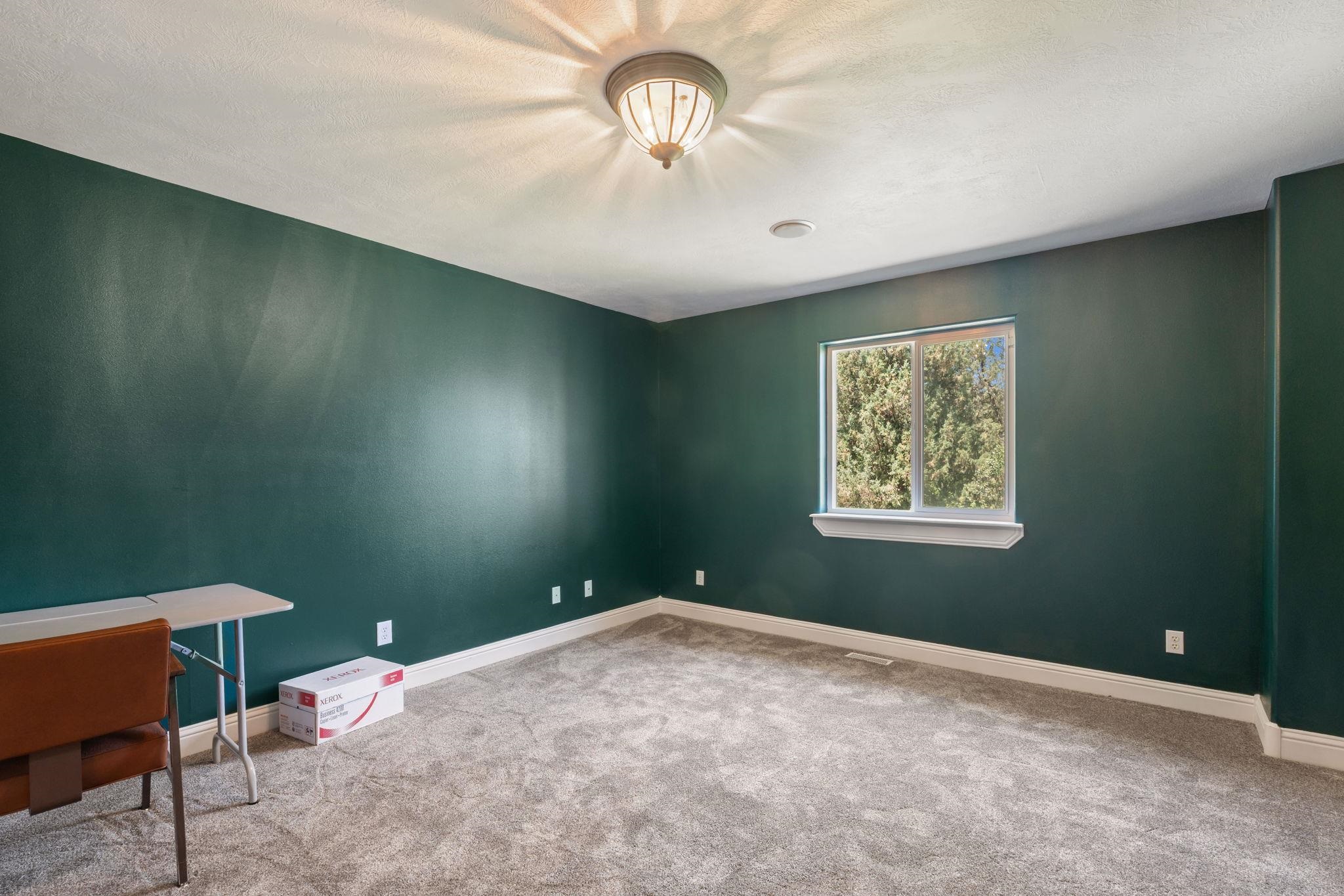 Lava Hot Springs, Idaho, 83246, United States, ,3 BathroomsBathrooms,Residential,Active,1863485