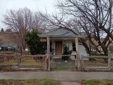 Photo of 709 N Johnson Ave, Pocatello, ID 83204 (MLS # 581737)