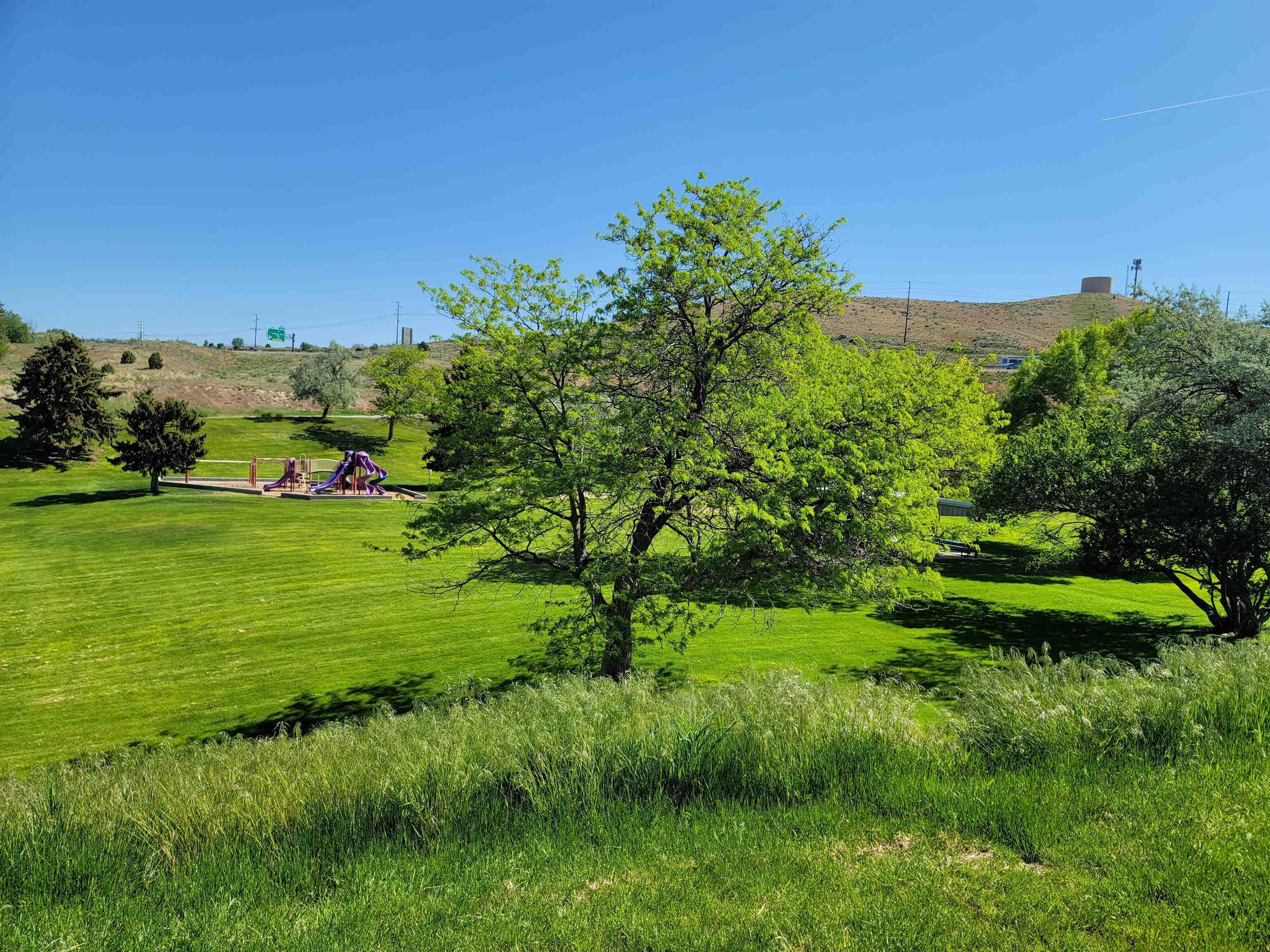 1575 Ammon St, Pocatello, Idaho image 2
