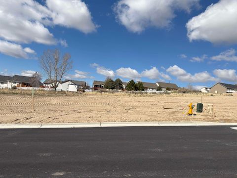 Photo of 22 Falcon Ridge Drive, Pocatello, ID 83201 (MLS # 581830)