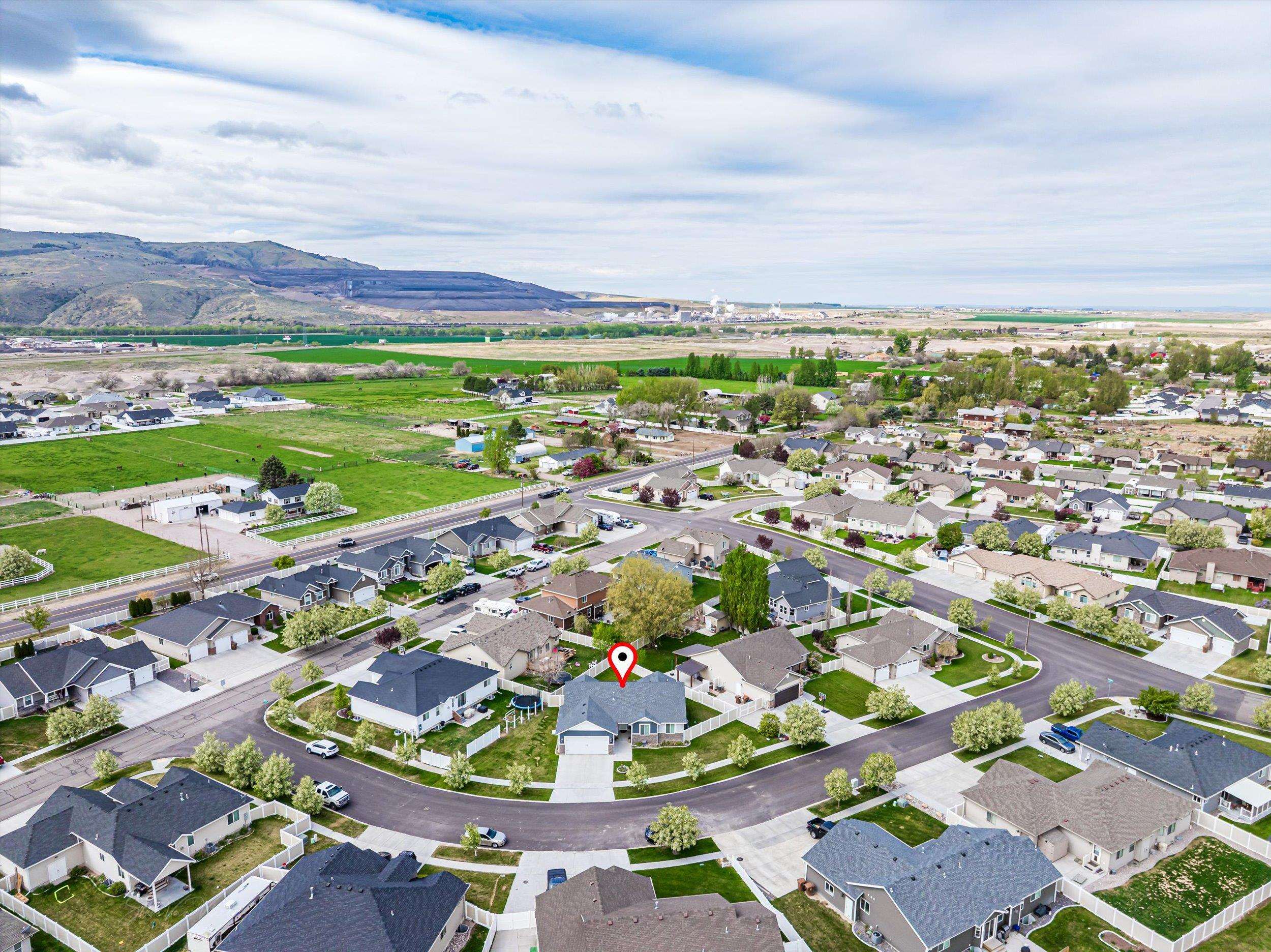 4869 Suzanne Court, Chubbuck, Idaho image 5