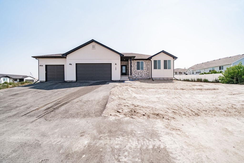 787 Rustic Road, Pocatello, Idaho image 2