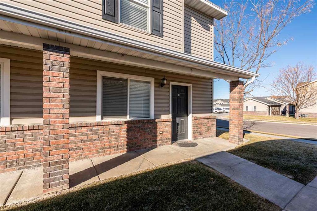 461 Raven Way #d, Chubbuck, Idaho image 1
