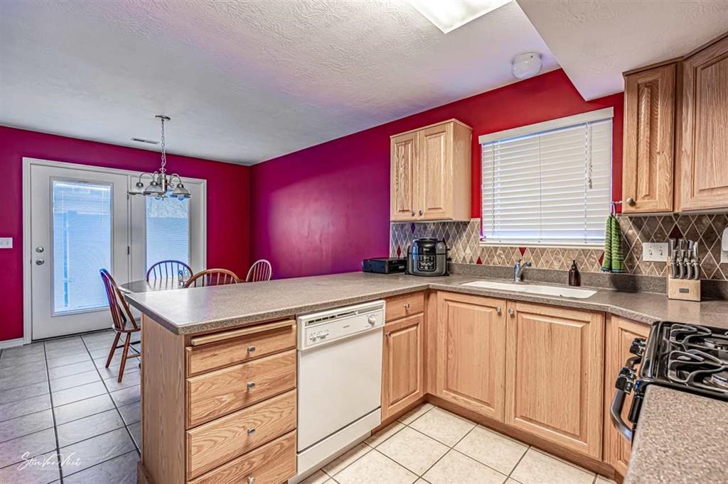 461 Raven Way #d, Chubbuck, Idaho image 4