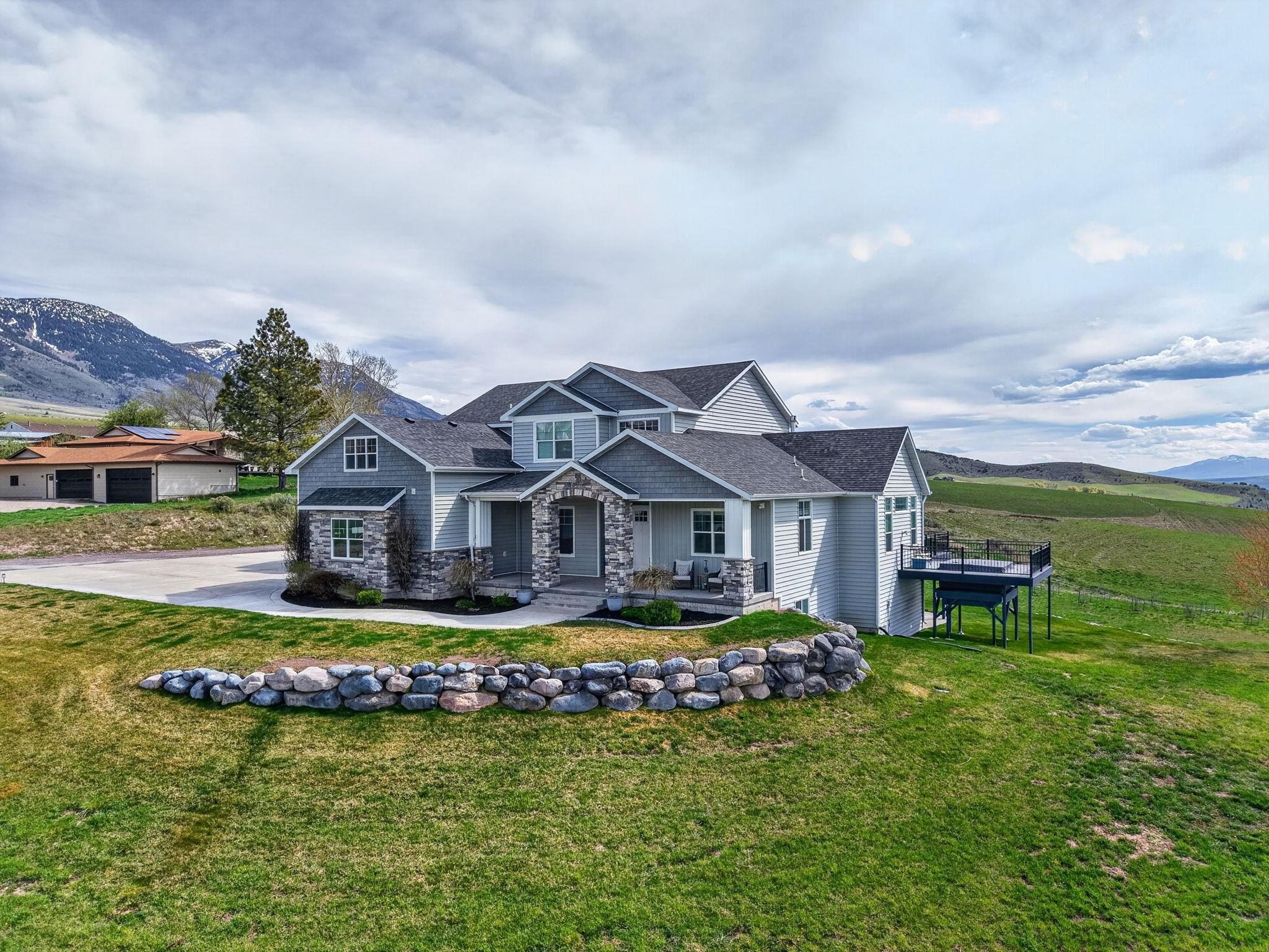 Inkom, Idaho, 83245, United States, 7 Bedrooms Bedrooms, ,4 BathroomsBathrooms,Residential,Active,2036358