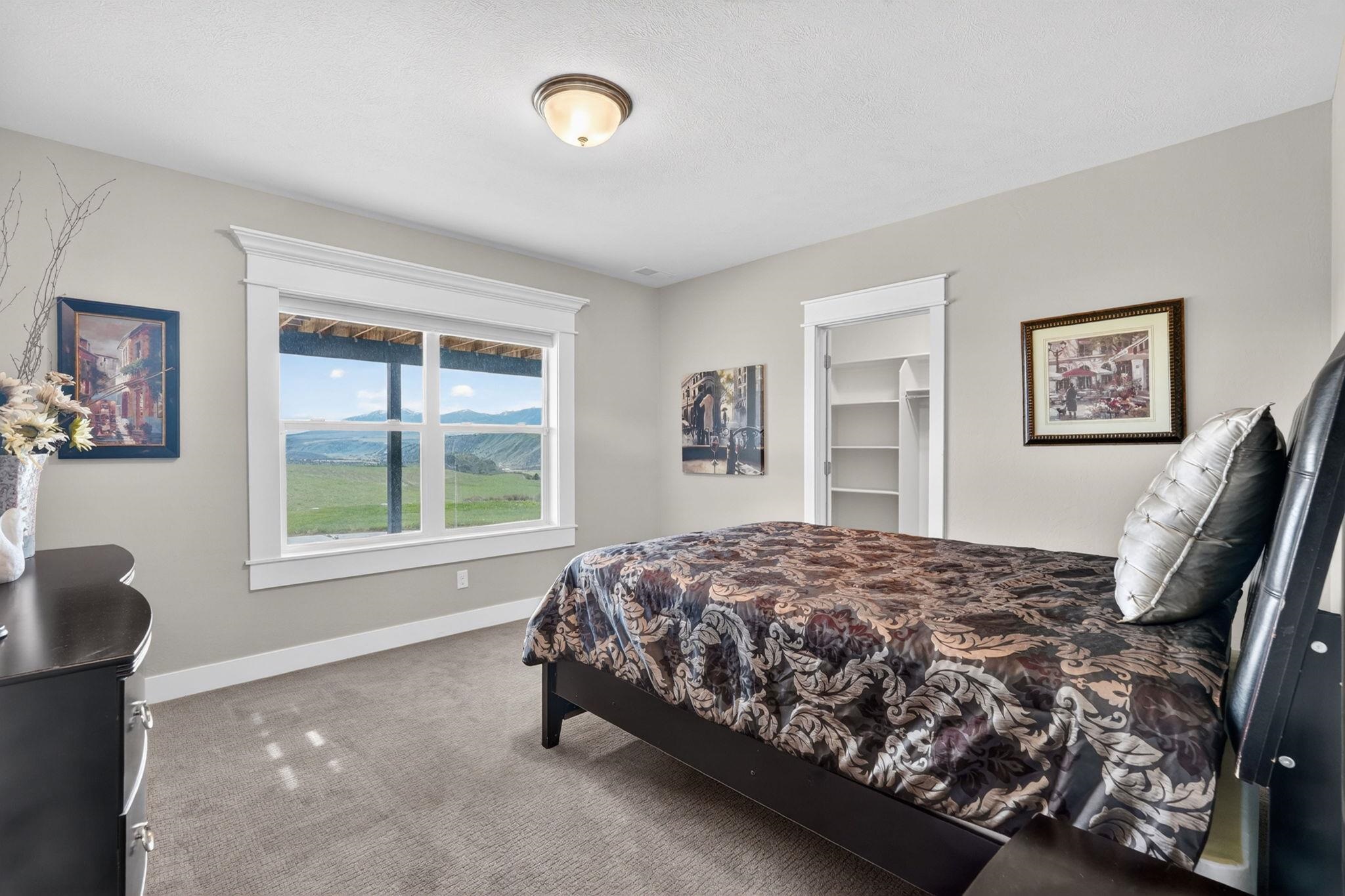 Inkom, Idaho, 83245, United States, 7 Bedrooms Bedrooms, ,4 BathroomsBathrooms,Residential,Active,2036358